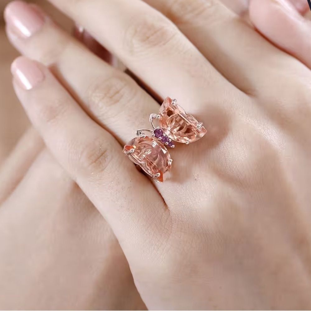 NATURAL MORGANITE QUARTZ, ORISSA GARNET BUTTERFLY RING IN 18K VERMEIL RG/ SS